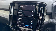 Volvo XC40 2.0 B3P Ultra Dark 5dr Auto Petrol Estate